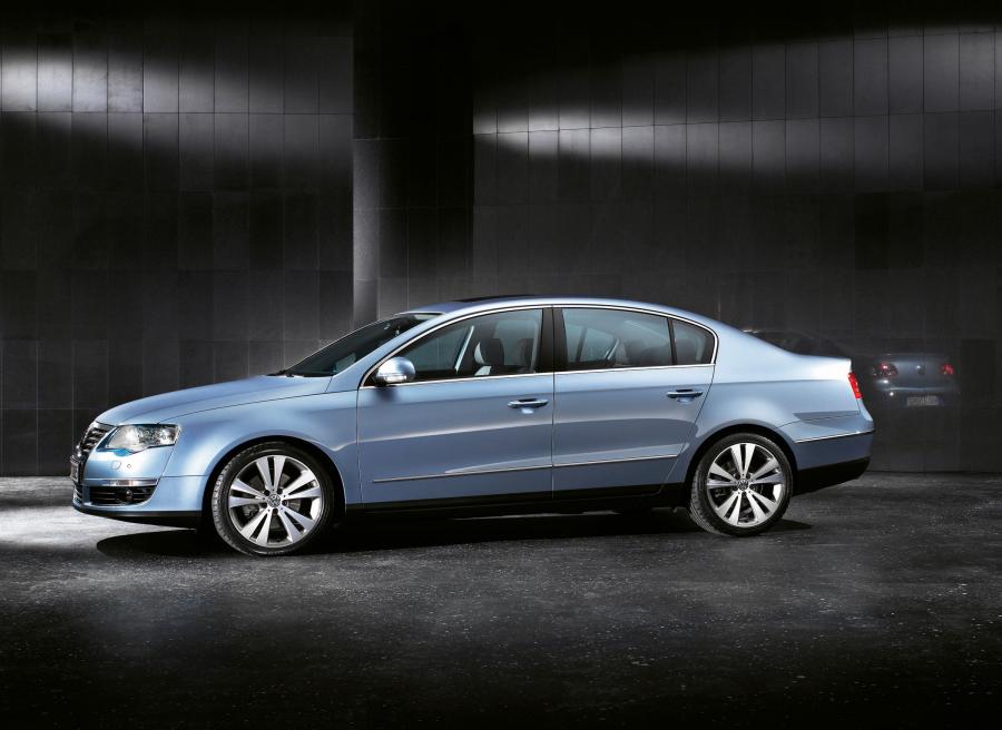  Volkswagen Passat 2005 года  (фото 153 из 161)